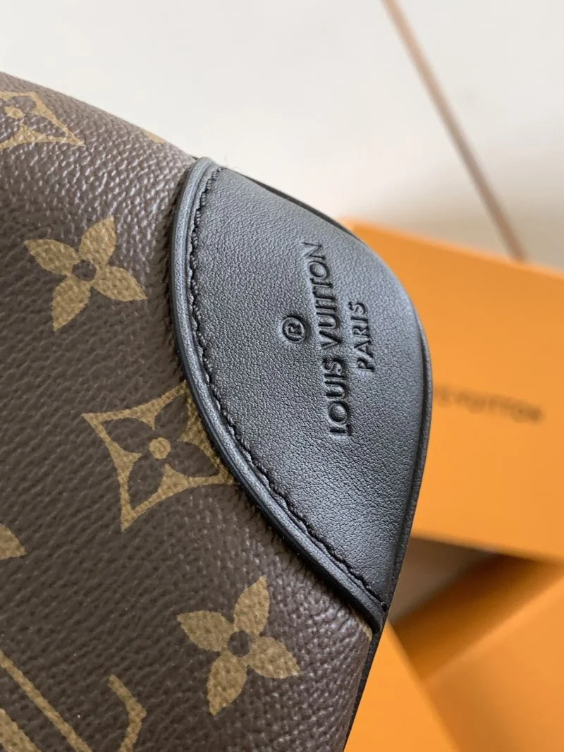Louis Vuitton Hobo Bags FreshLook 39245