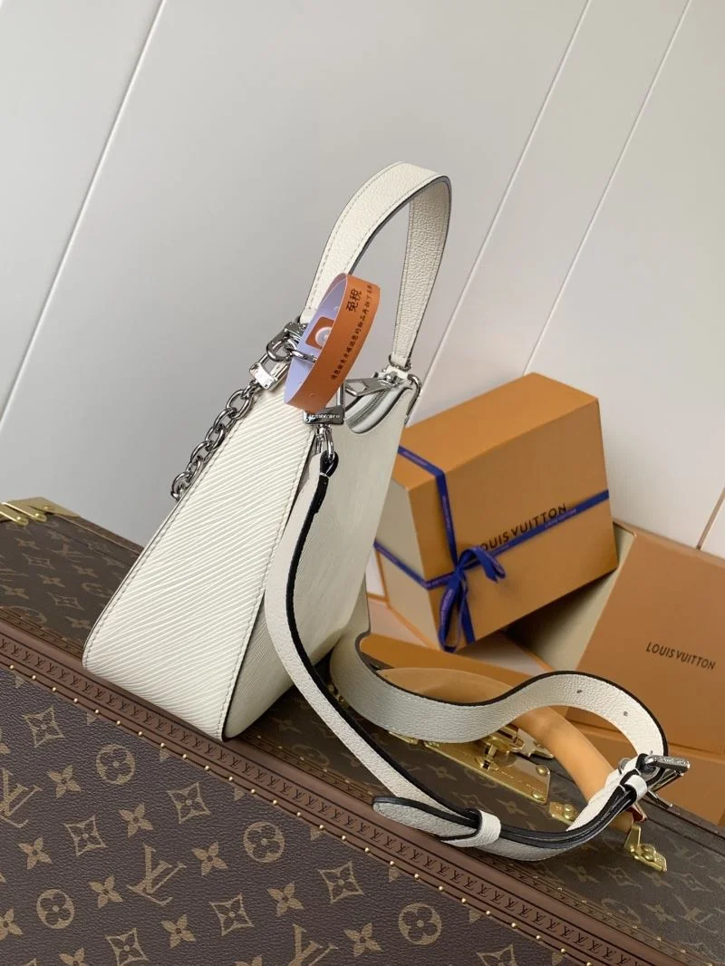 GoodFit Louis Vuitton Hobo Bags 39242
