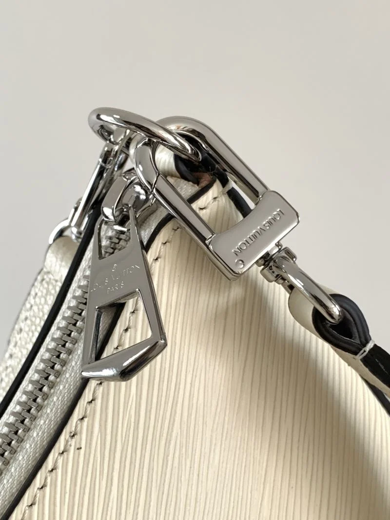 GoodFit Louis Vuitton Hobo Bags 39242