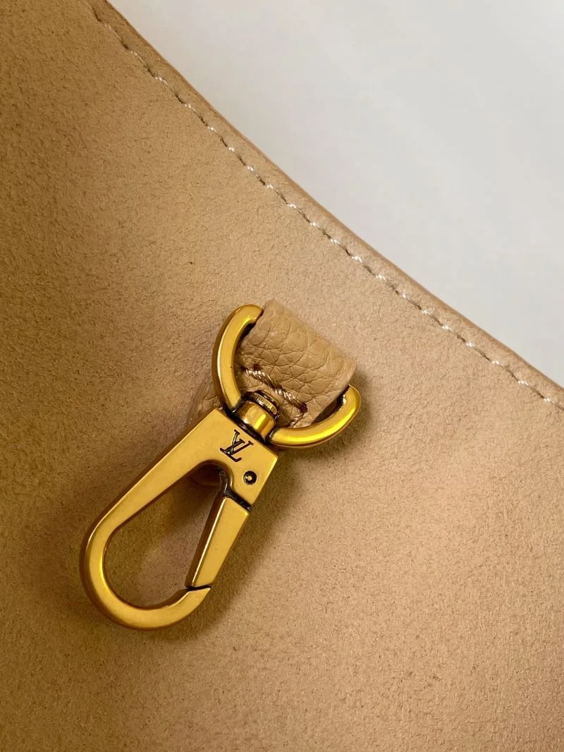 TimelessDesign Louis Vuitton Hobo Bags 39250