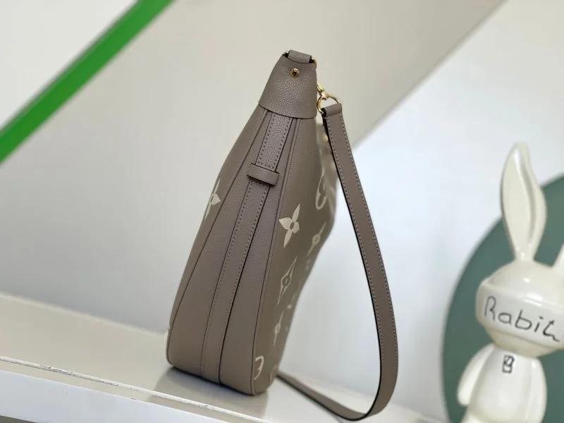 Louis Vuitton Hobo Bags Breathable 39002
