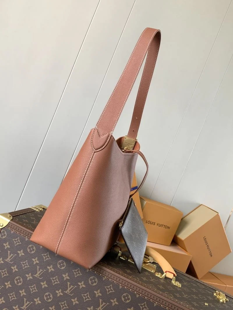 Comfortable Louis Vuitton Hobo Bags 38911