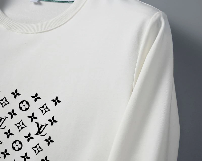 Sporty Louis Vuitton Hoodies 132070