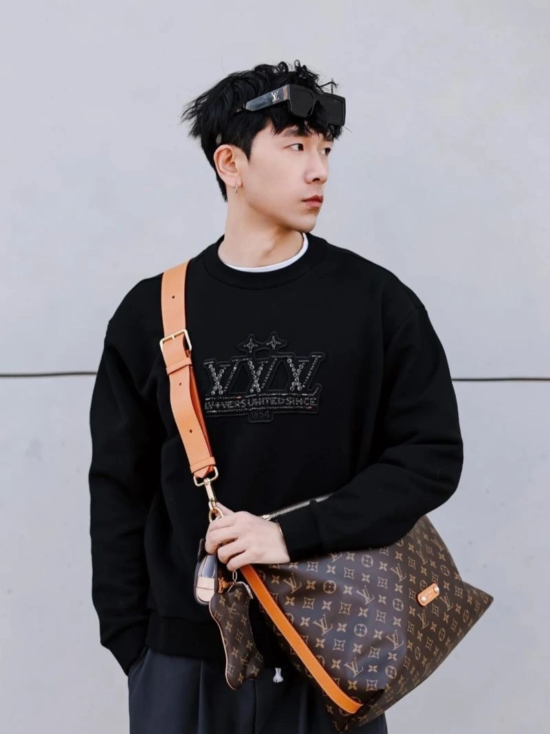 Thermal Louis Vuitton Hoodies 138775