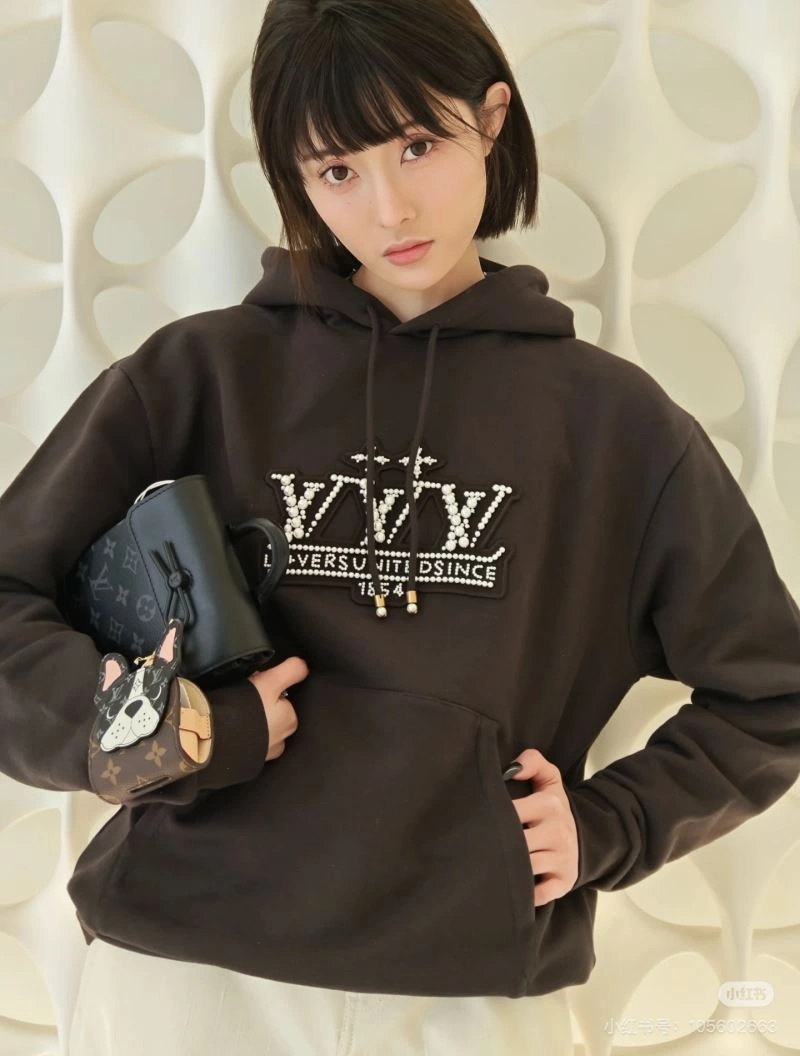 NewStyle Louis Vuitton Hoodies 138801
