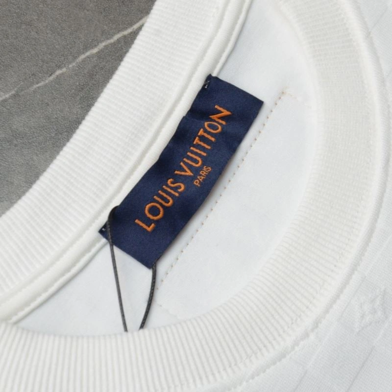 Louis Vuitton Hoodies FashionForward 130335
