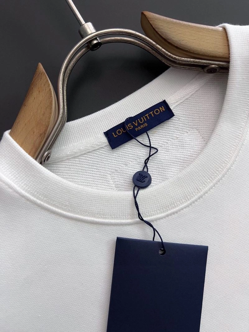 Stretchable Louis Vuitton Hoodies 136075