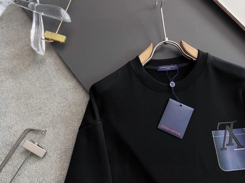 Louis Vuitton Hoodies SmartChoice 136045