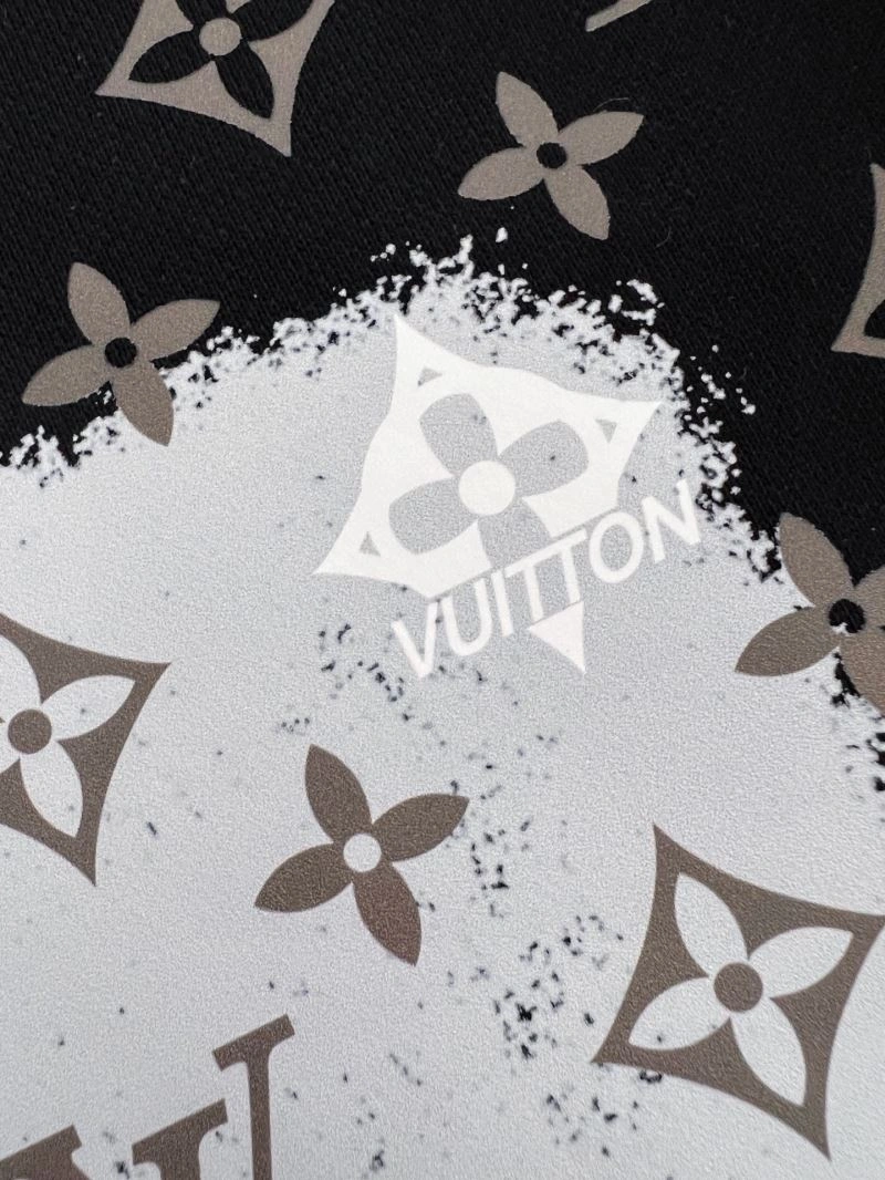 Louis Vuitton Hoodies GoodFit 136053