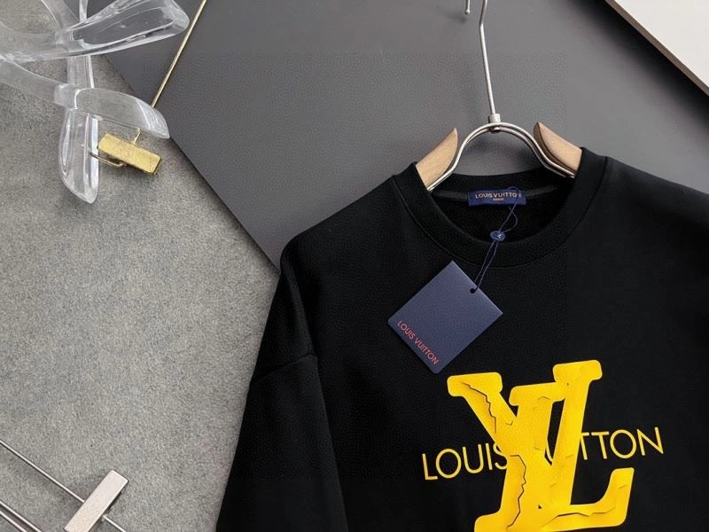Refined Louis Vuitton Hoodies 135154