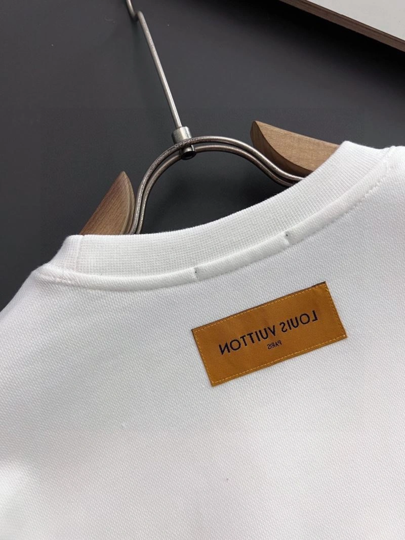 Packable Louis Vuitton Hoodies 135157