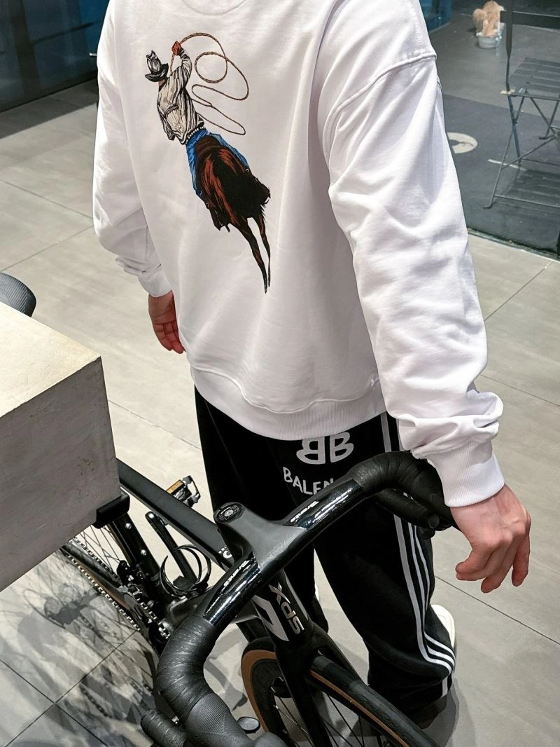 Popular Louis Vuitton Hoodies 134122