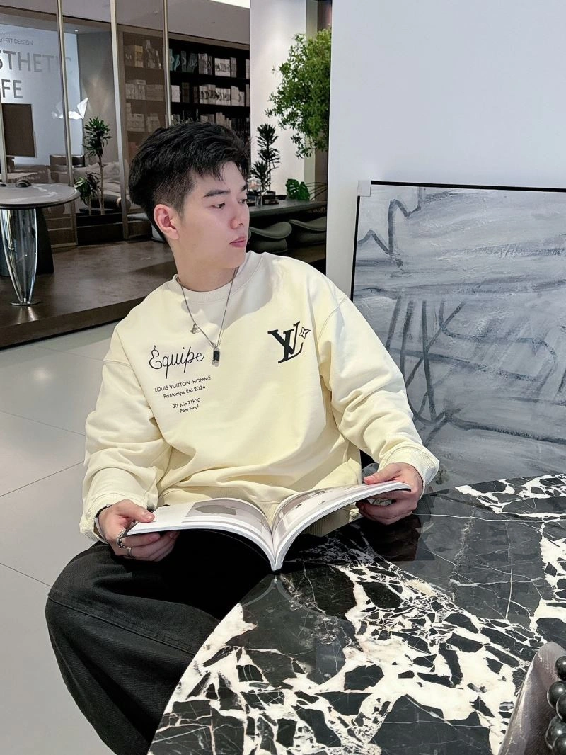 Louis Vuitton Hoodies Sophisticated 134119