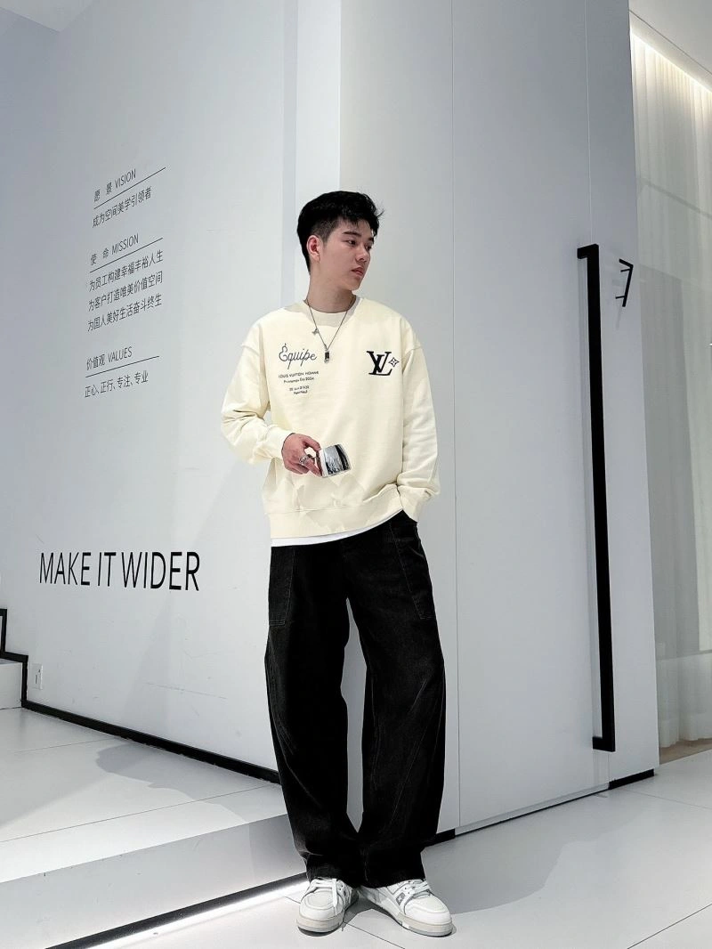 Louis Vuitton Hoodies Sophisticated 134119