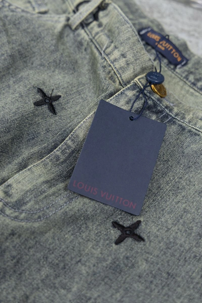 Louis Vuitton Jeans Snug 138835