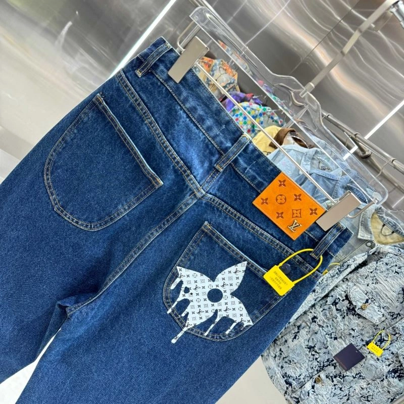 Louis Vuitton Jeans FashionForward 132175
