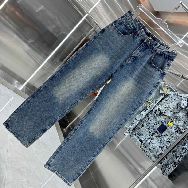Minimalist Louis Vuitton Jeans 132168