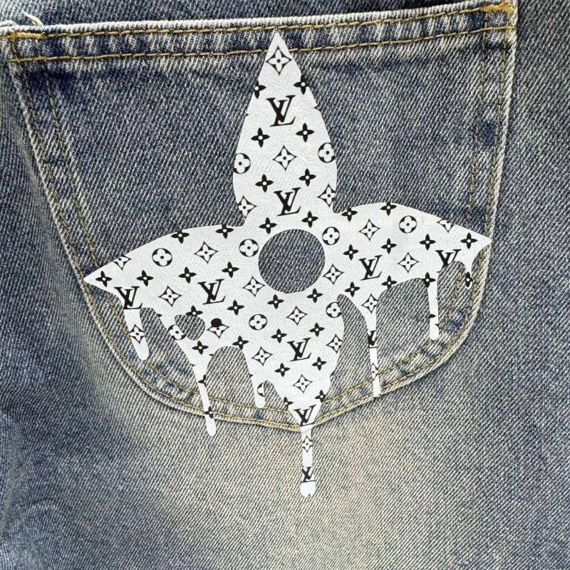 Minimalist Louis Vuitton Jeans 132168