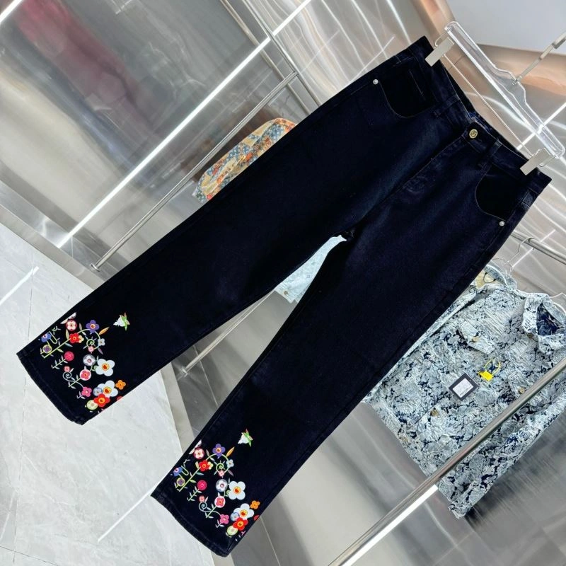 Compact Louis Vuitton Jeans 132144