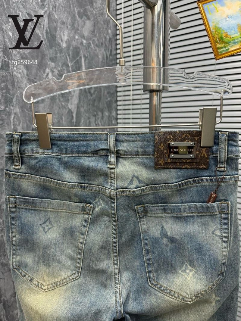 Sporty Louis Vuitton Jeans 139165
