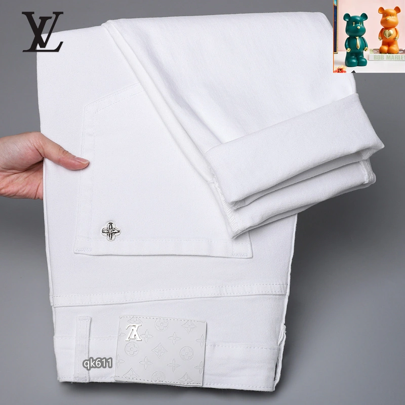 Lightweight Louis Vuitton Jeans 132111