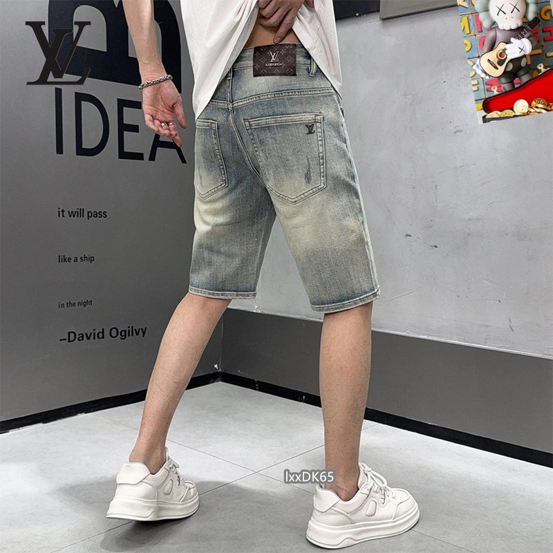 WaterResistant Louis Vuitton Jeans 132103
