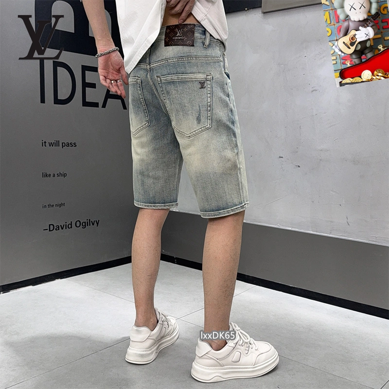 WaterResistant Louis Vuitton Jeans 132103