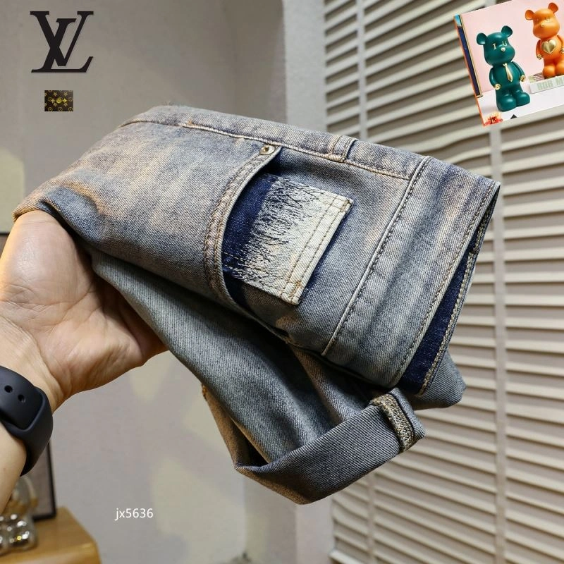 Fashionable Louis Vuitton Jeans 132080