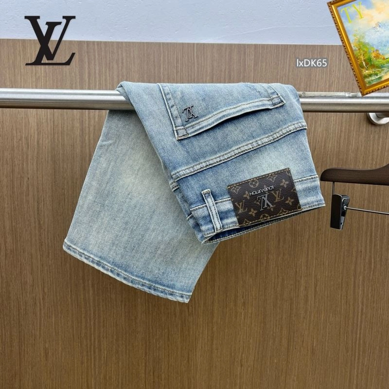 Compact Louis Vuitton Jeans 132075
