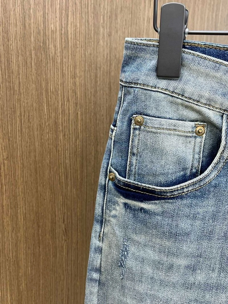 Compact Louis Vuitton Jeans 132075