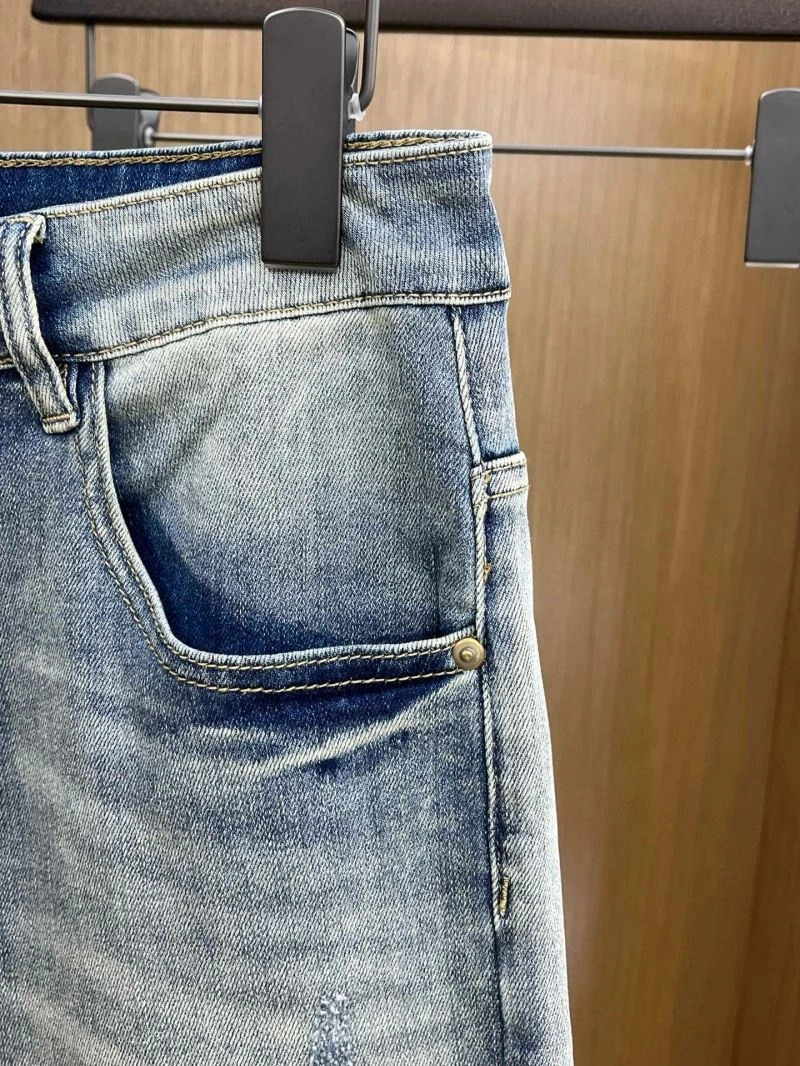 Compact Louis Vuitton Jeans 132075
