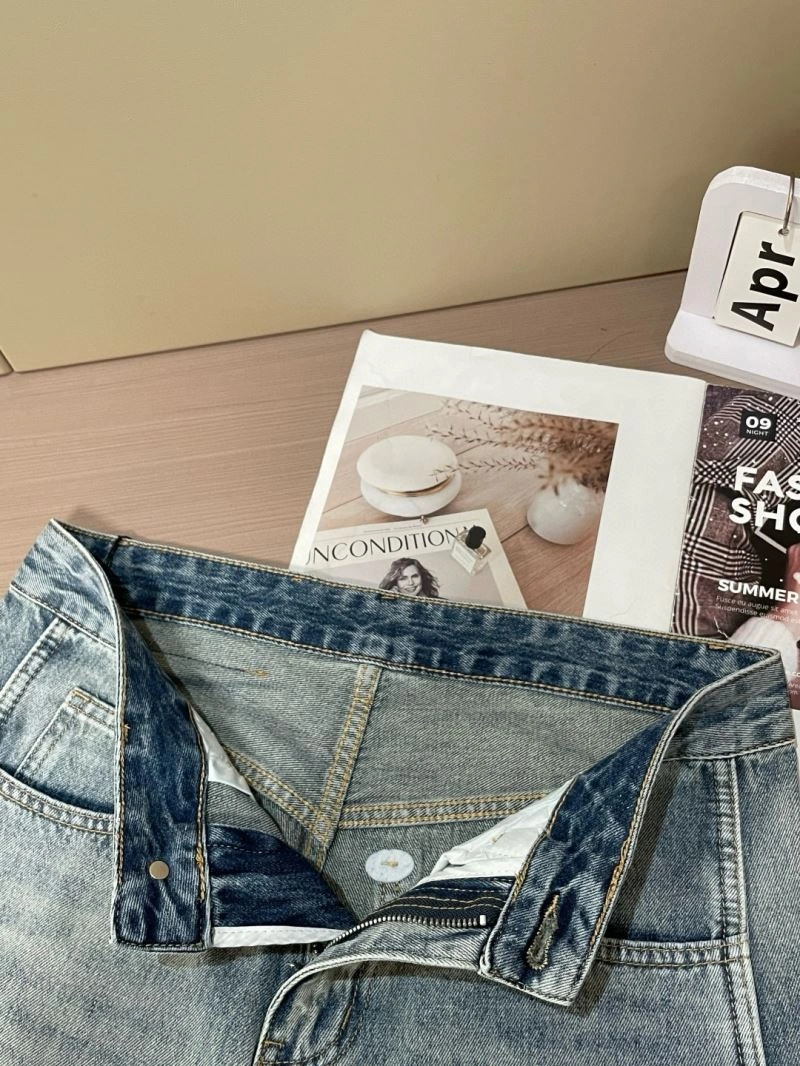Classic Louis Vuitton Jeans 132071
