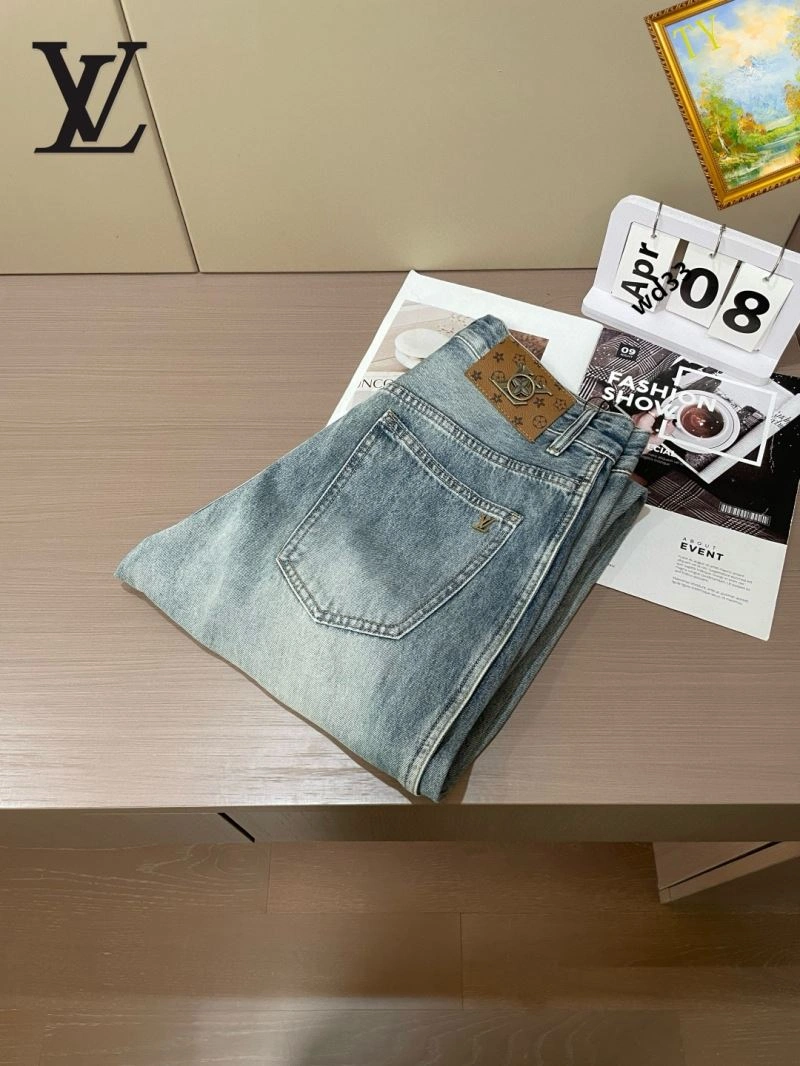 Classic Louis Vuitton Jeans 132071