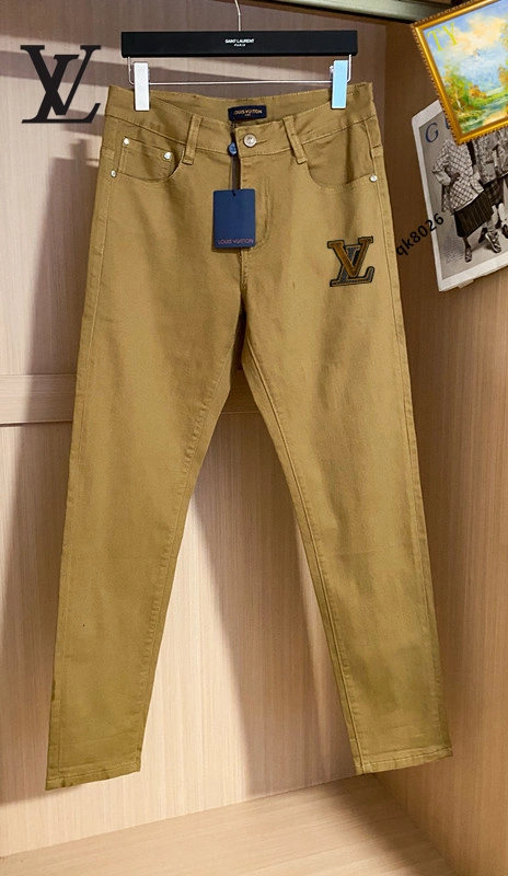 Unisex Louis Vuitton Jeans 132069