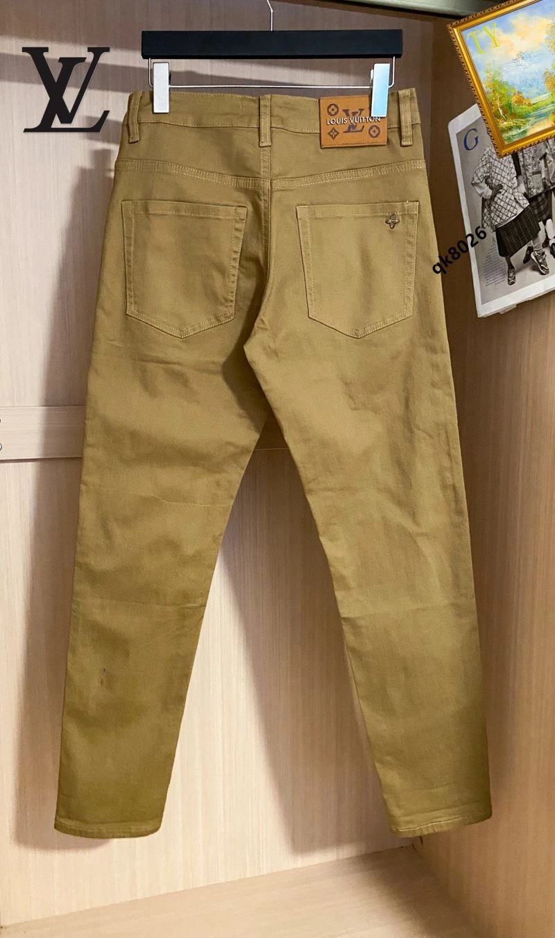 Unisex Louis Vuitton Jeans 132069