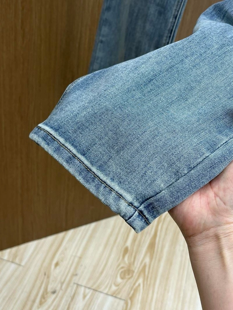 MoistureWicking Louis Vuitton Jeans 132067