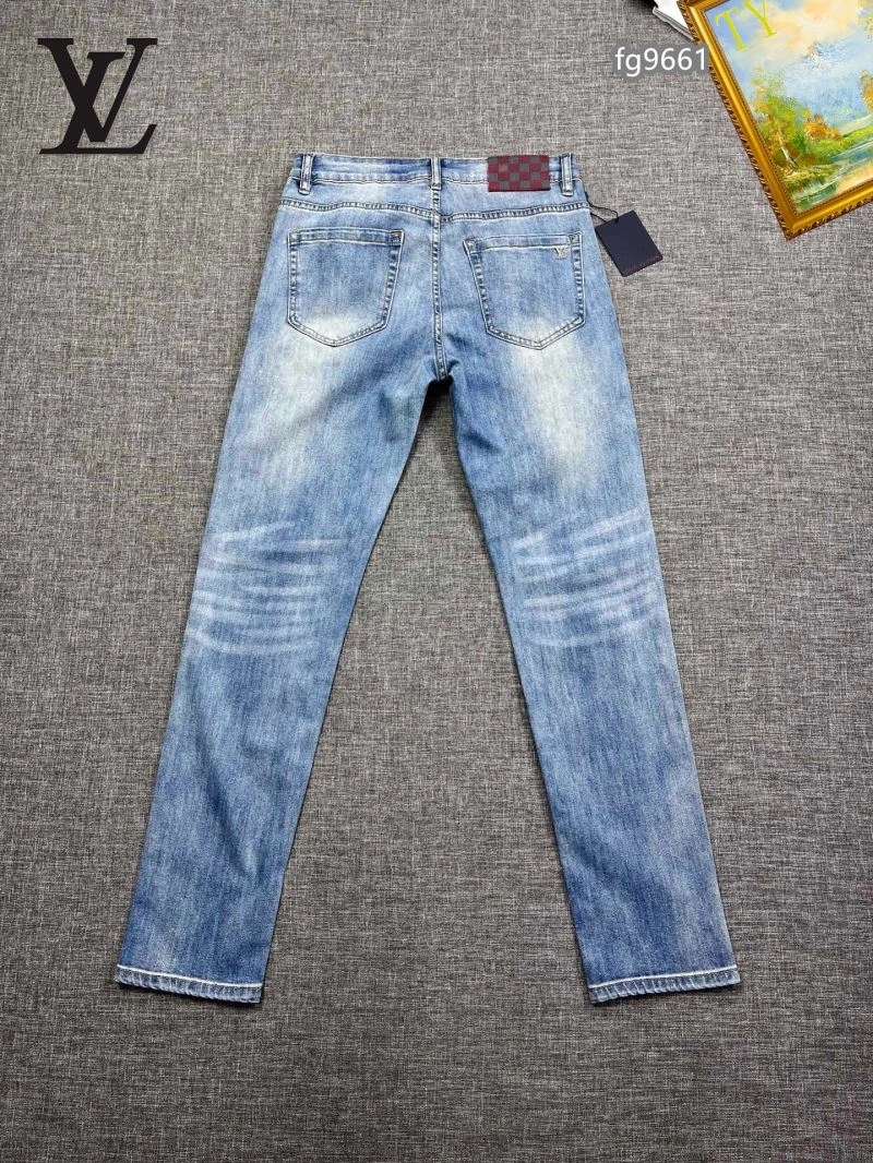 Compact Louis Vuitton Jeans 132059