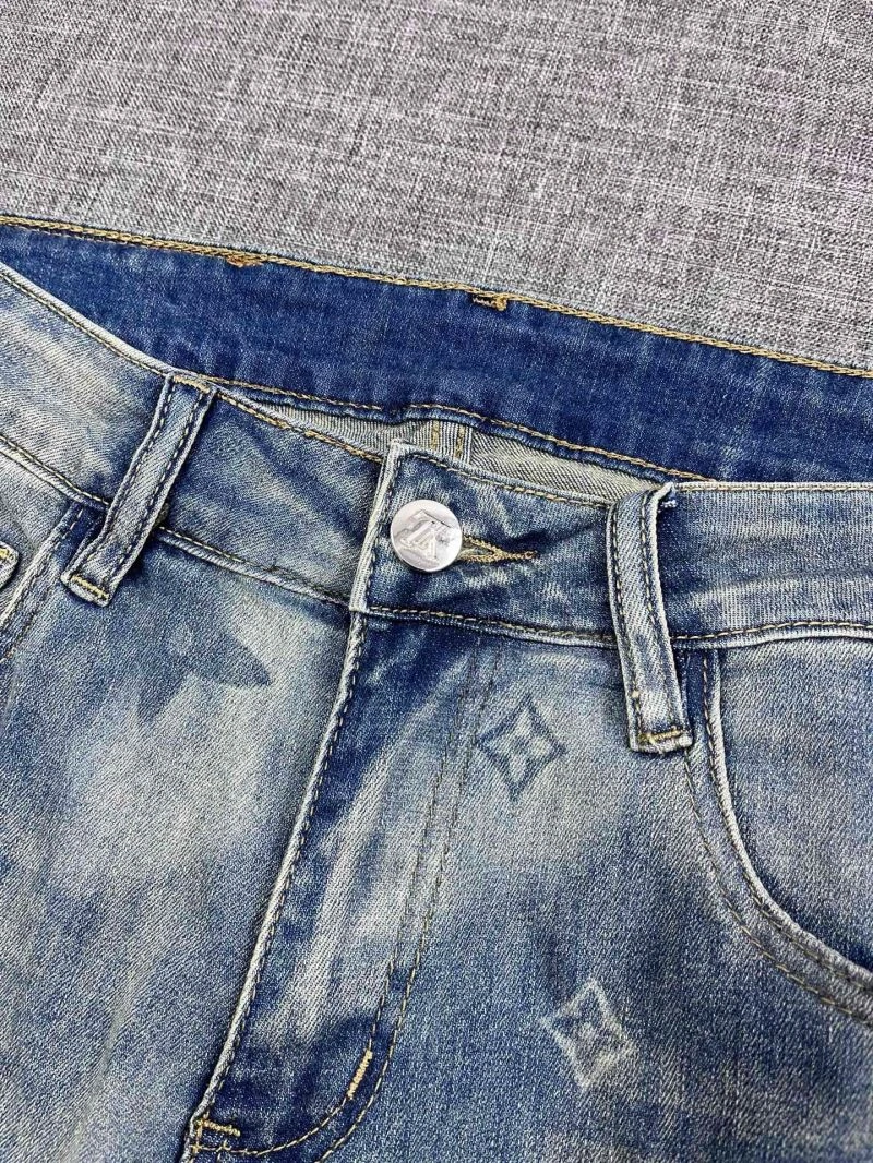 Compact Louis Vuitton Jeans 132062