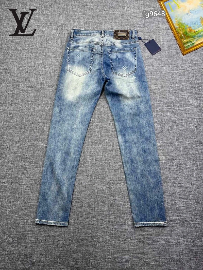 Compact Louis Vuitton Jeans 132062