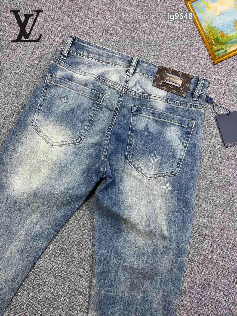 Compact Louis Vuitton Jeans 132062