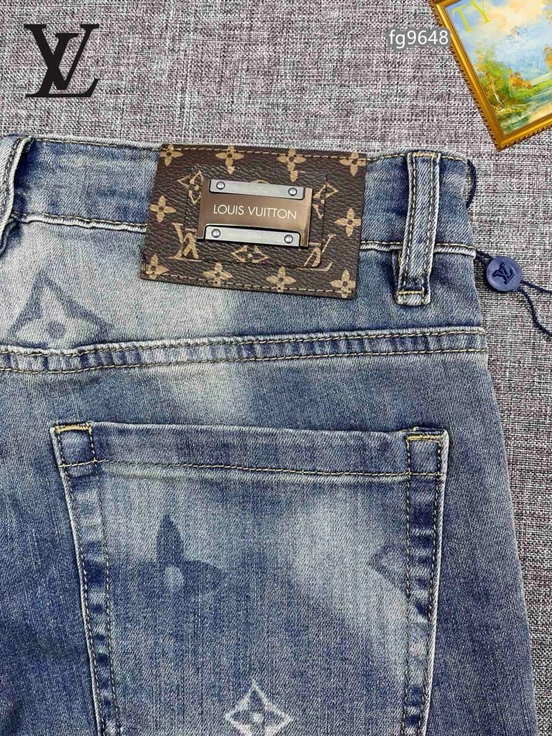 Compact Louis Vuitton Jeans 132062