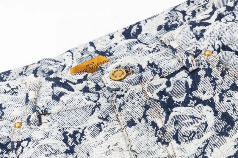 Stylish Louis Vuitton Jeans 138777