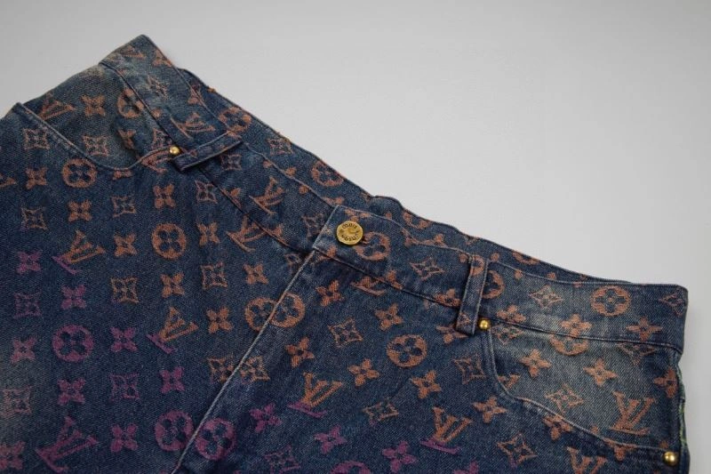Contemporary Louis Vuitton Jeans 138754