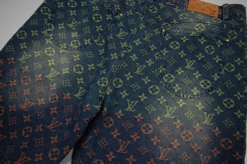 Contemporary Louis Vuitton Jeans 138754