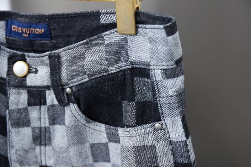 SportInspired Louis Vuitton Jeans 138752