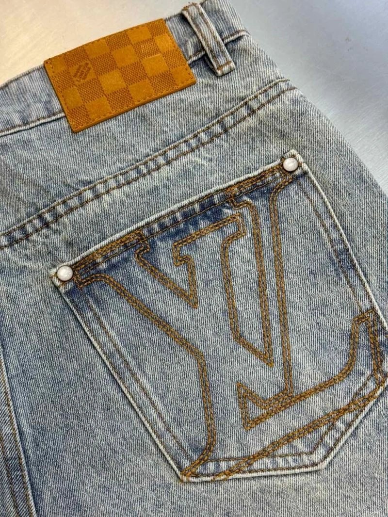 Louis Vuitton Jeans Sophisticated 138750