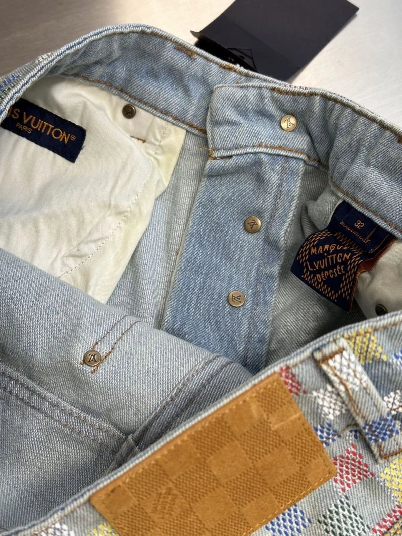 Functional Louis Vuitton Jeans 138756