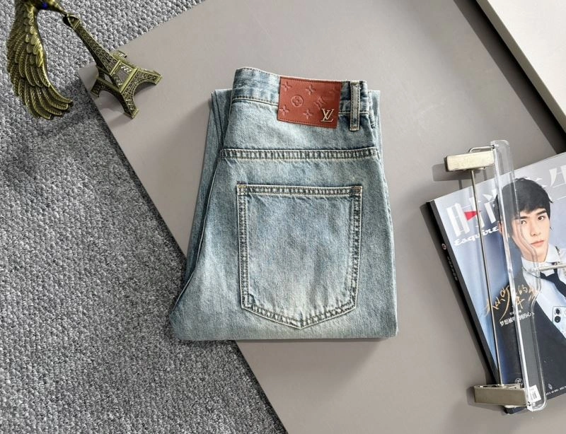Breathable Louis Vuitton Jeans 138765