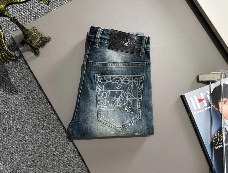 Classic Louis Vuitton Jeans 138763