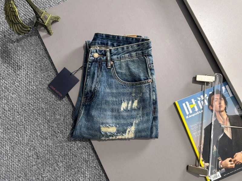Chic Louis Vuitton Jeans 138748